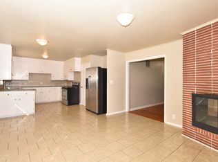 2412 E 57th St S, Tulsa, OK 74105