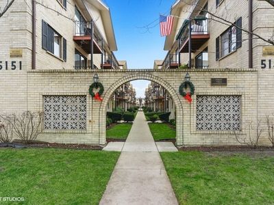 5151 N East River Rd UNIT 227, Chicago, IL, 60656