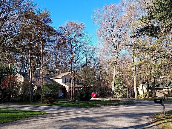 5th image of 14211 Deer Cove Dr