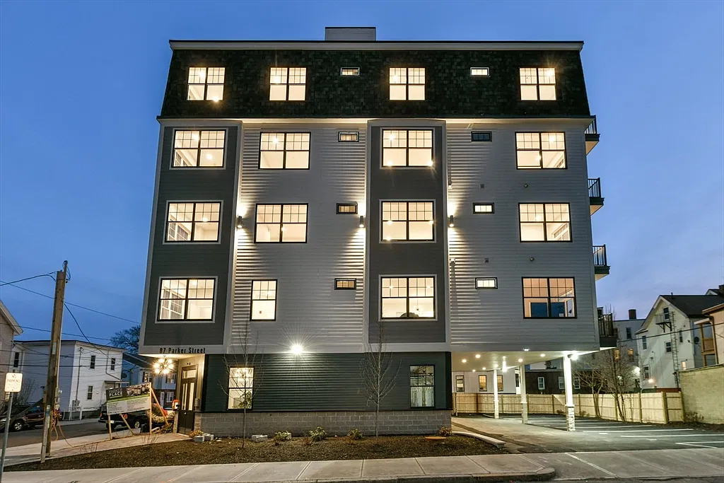 Building Photo - 87 Parker St #403A