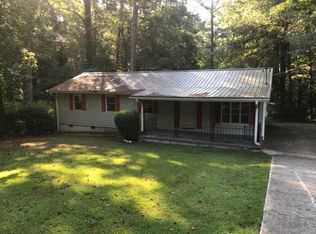 220 Pinehurst Dr, Stockbridge, GA
