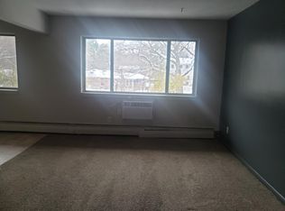 6571 Channel Rd NE #9, Minneapolis, MN 55432
