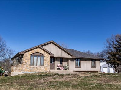 9402 S Litchford Rd, Grain Valley, MO, 64029