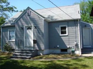 48 Cedar St, Cranston, RI 02910