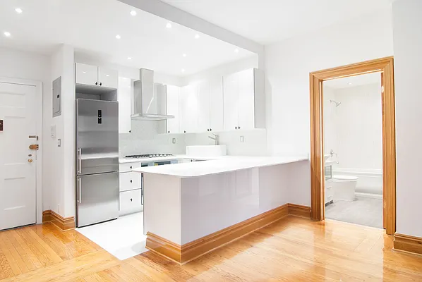 Rented by WAM Partners - William Moses Co. | media 87