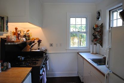 5th image of 30 Woods Ln #A