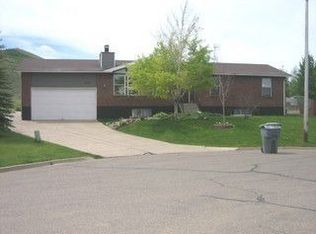 331 Emerson Ave, Evanston, WY 82930
