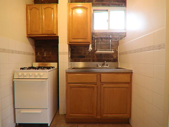 5th image of 47-31 37th St #4C