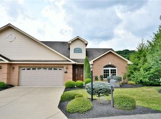 101 Green Meadow Ct, Washington, PA 15301