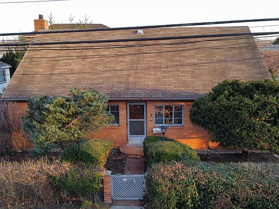 3rd image of 1442 Kennelworth Pl
