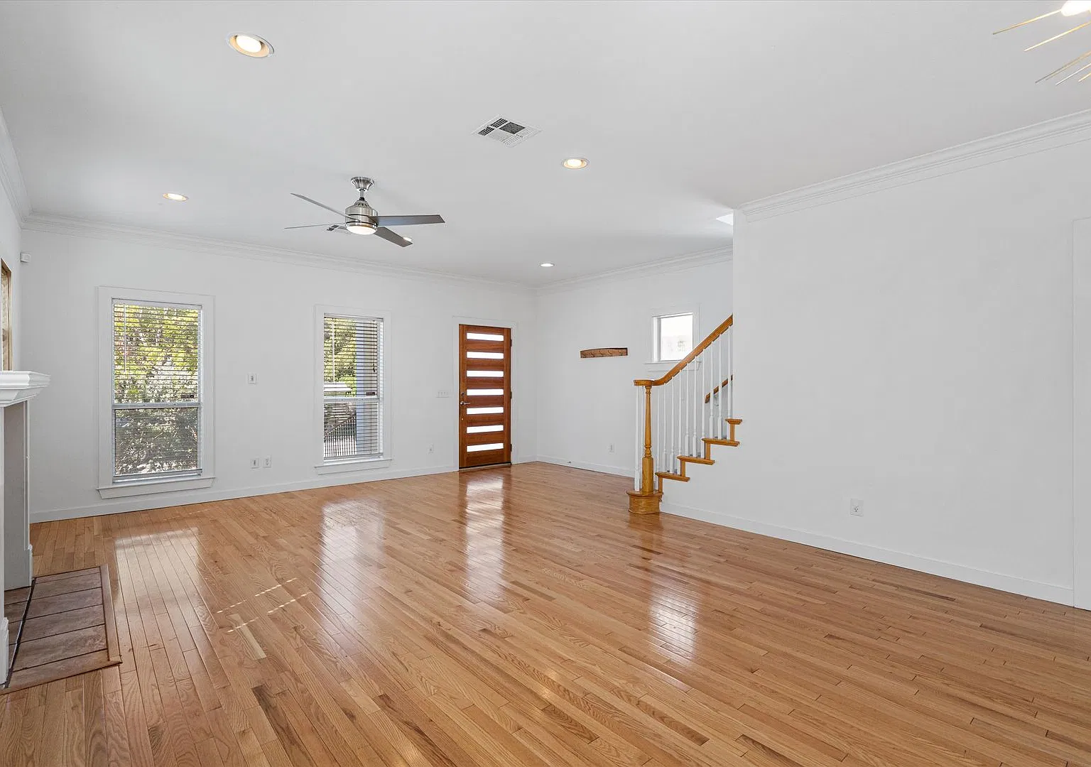 Wonderful 3-Bedroom Home in South Austin for Rent — Photo 3