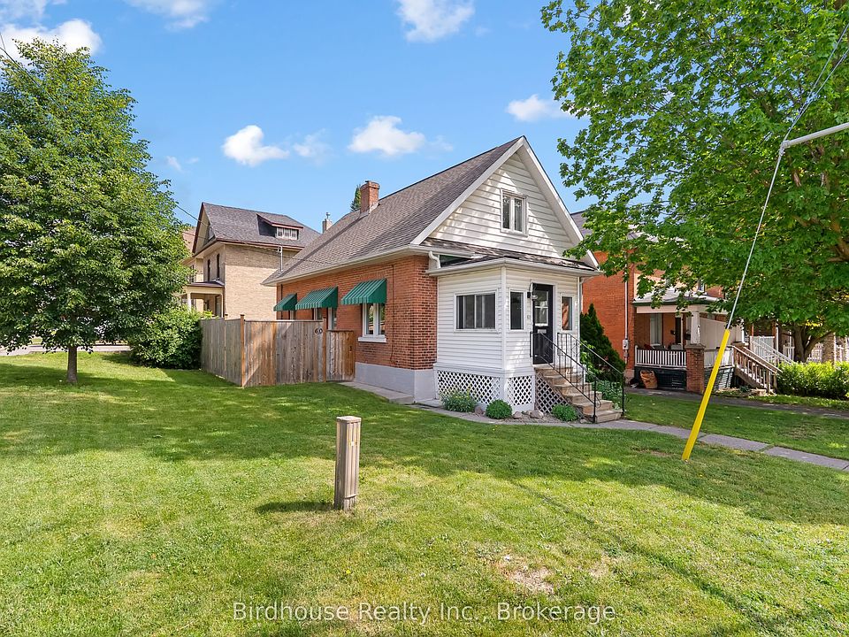 1st image of 60 Wellington St