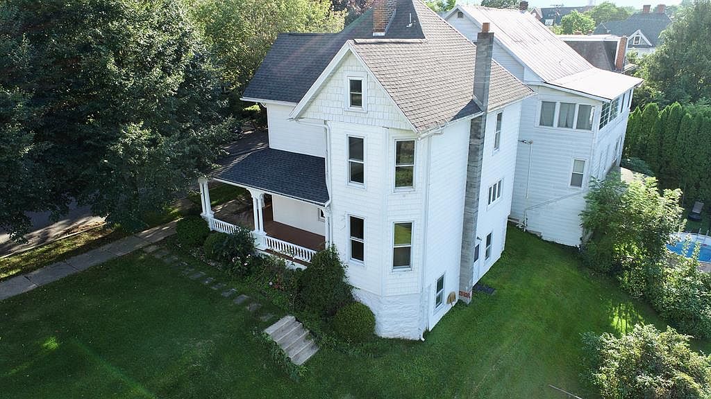 810 Church St, Saxton, PA 16678 Zillow