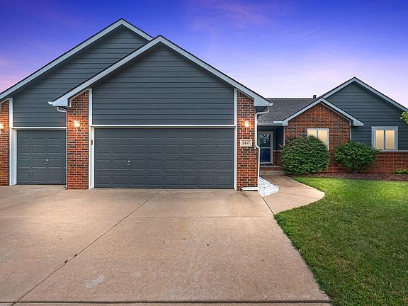 2nd image of 2457 E Dory Ct