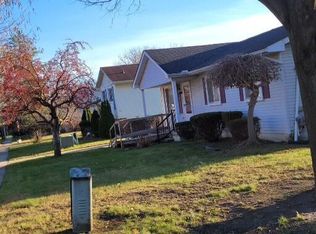 20 Chapman St, Pontiac, MI 48341