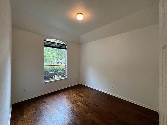 3rd image of 12500 Palfrey Dr