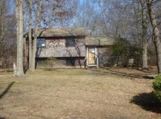 34 Laurel Rd, Charlestown, RI 02813