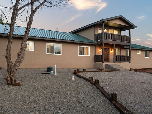2nd image of 4 Gilbert Pl