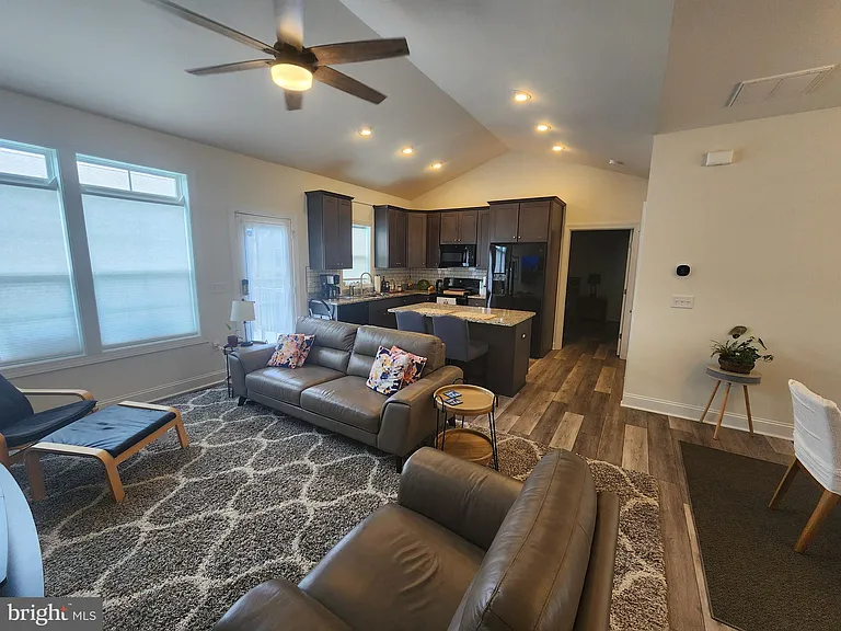 26017 Starboard Dr — Photo 3