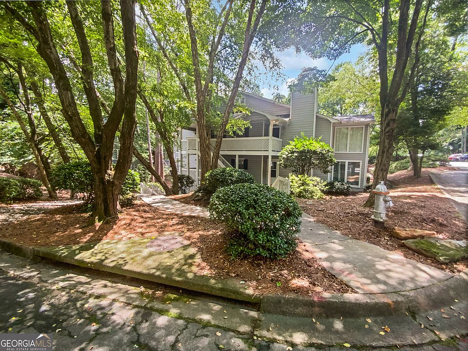 1st image of 501 Vicksburg Pl