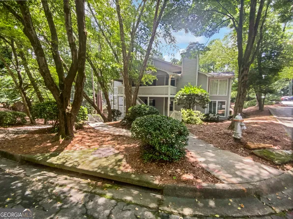 501 Vicksburg Pl, Sandy Springs, GA 30350