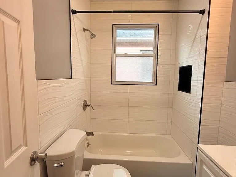 1008 Boudinot Pl — Photo 15