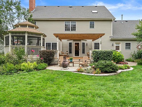 5th image of 39W421 Olinger Ln