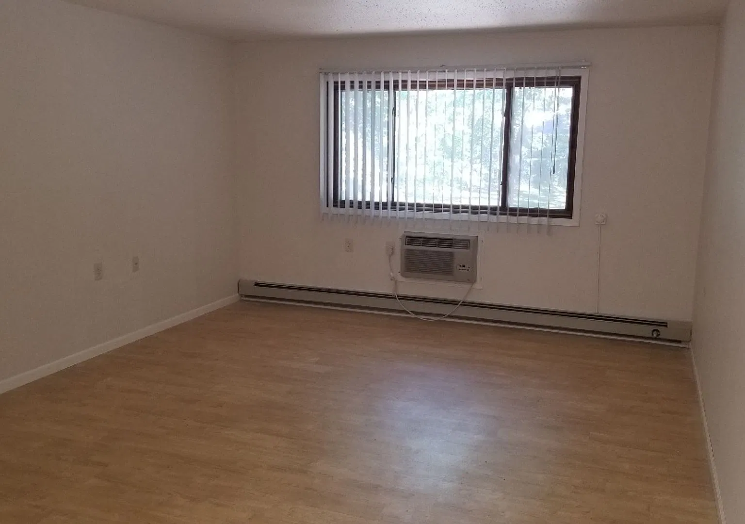 Northern Oak Apartment — Photo 3
