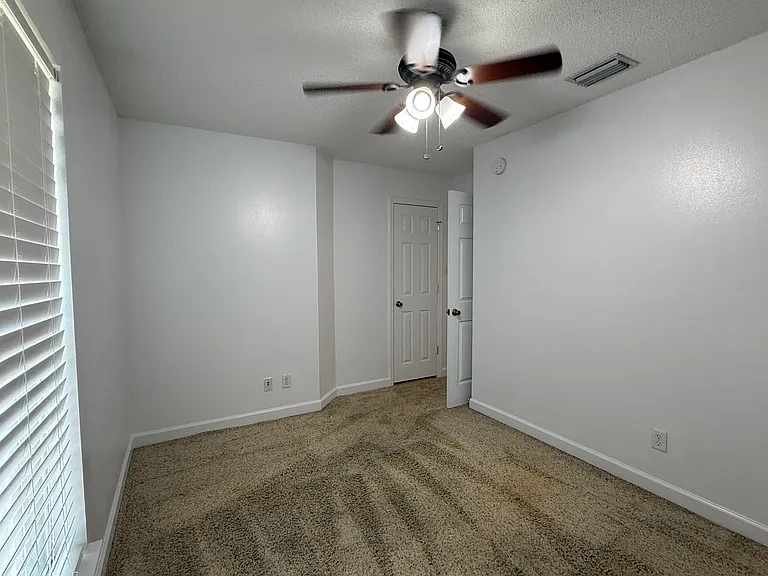 2710 Betbeze St — Photo 9