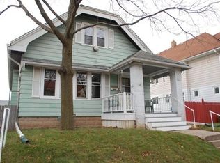 1817 E Menlo Blvd, Milwaukee, WI 53211