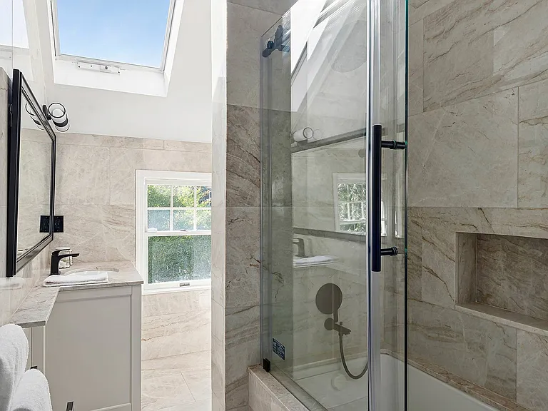 28 Windermere Dr — Photo 11
