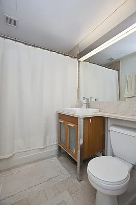 Rented by Nest Seekers International | media 45