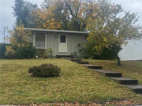 11117 E 35th Ter S, Independence, MO 64052