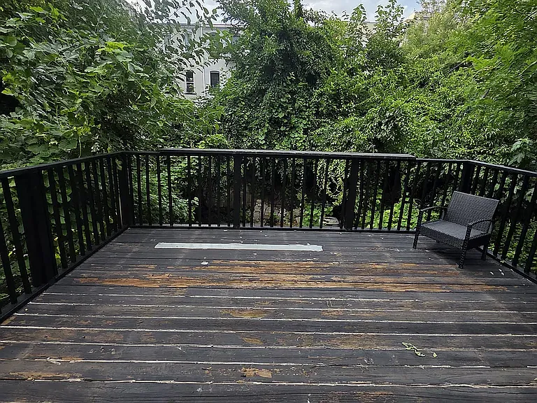 2423 Dean St #2 — Photo 13