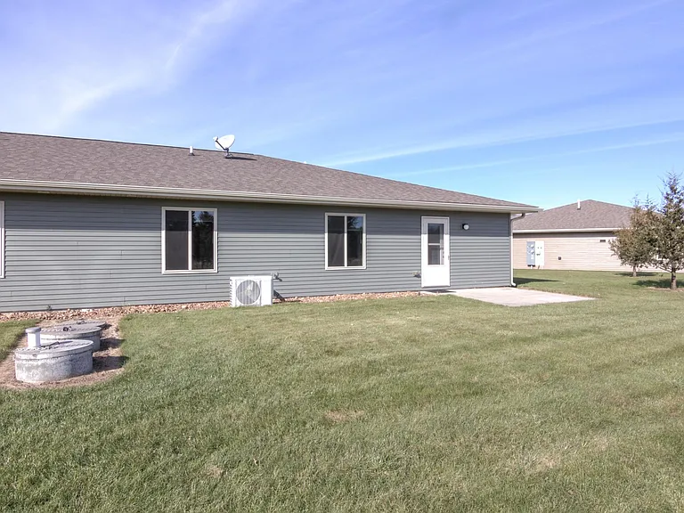 S5270 Damar Private Dr — Photo 33