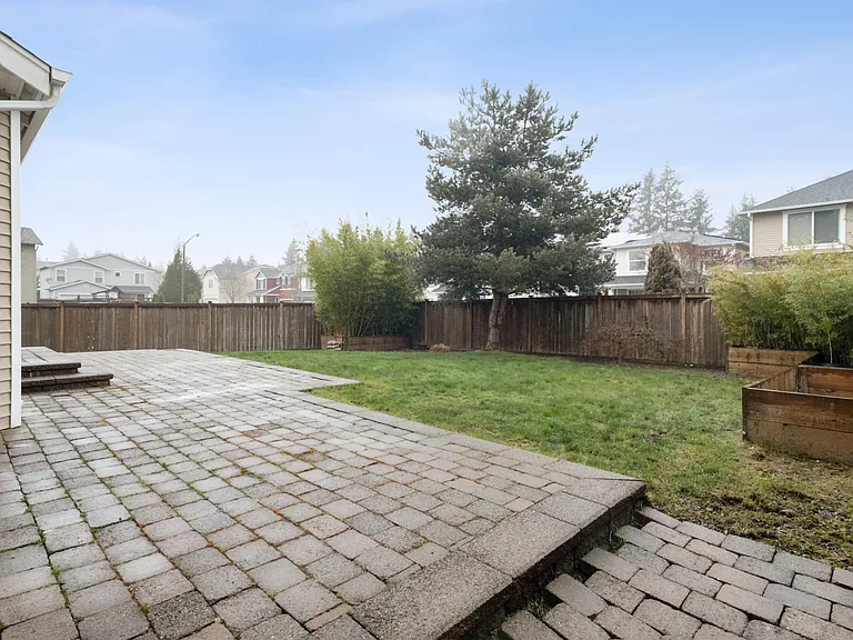 24216 237th Way SE — Photo 20