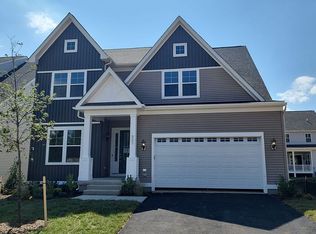 821 Warlander Dr SW, Leesburg, VA 20175