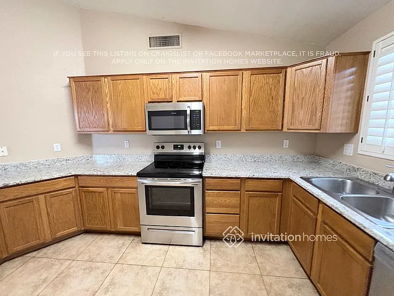 6551 E Auburn St — Photo 7
