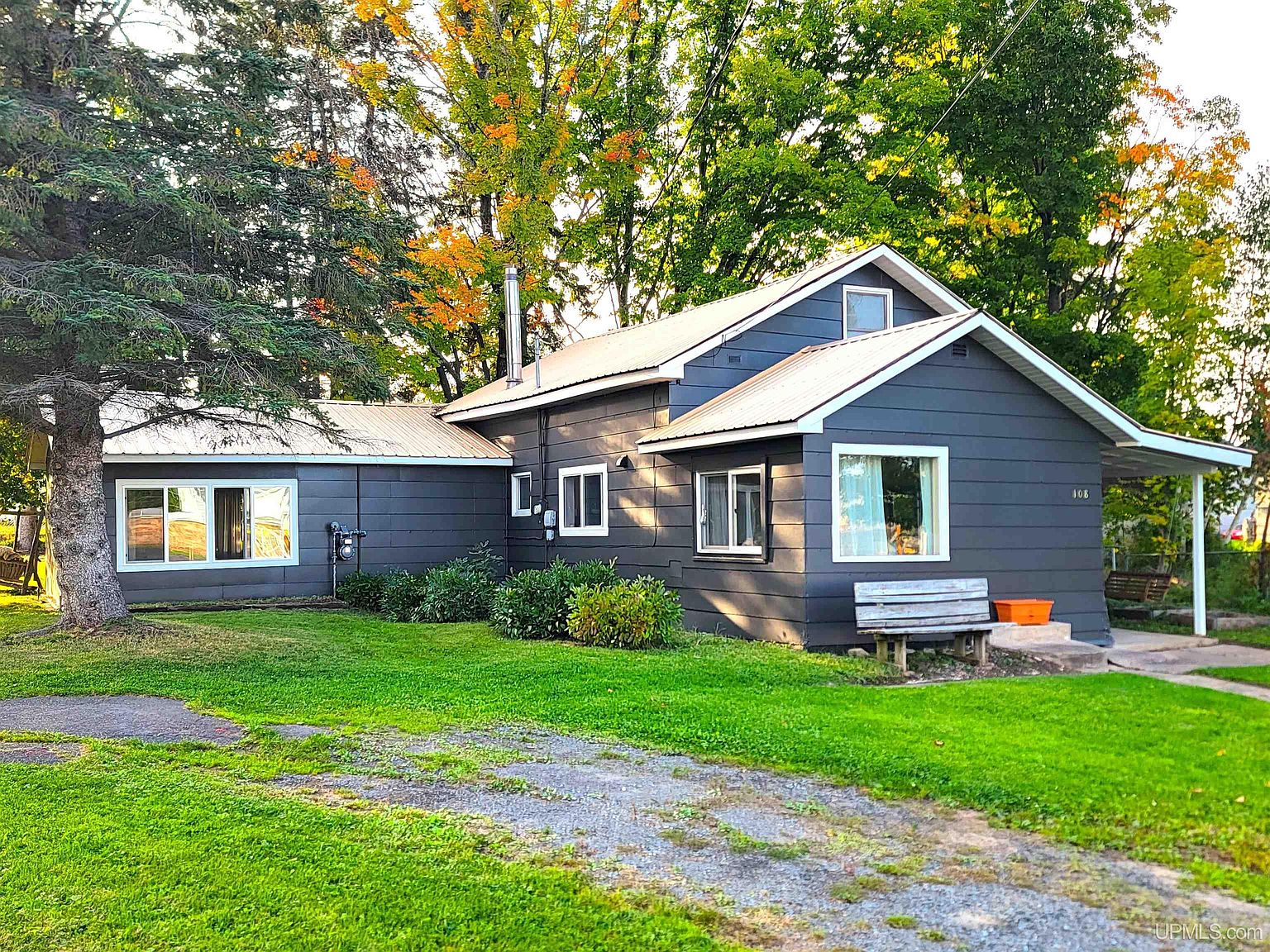 108 Young St, Baraga, MI 49908 Zillow