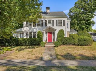 2078 Huntington Tpke, Trumbull, CT 06611