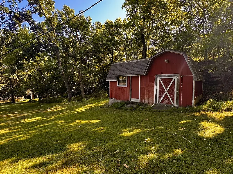 9108 Bluff Dr — Photo 22