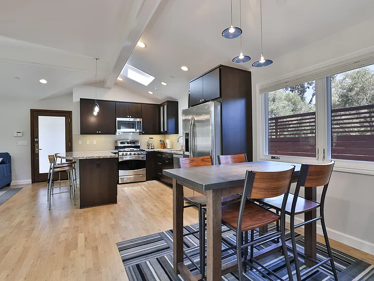 1705 Granger Ave — Photo 10