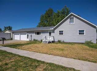 638 Beal St, Hillsboro, IL 62049