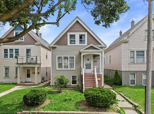2428 S 14th St, Milwaukee, WI 53215