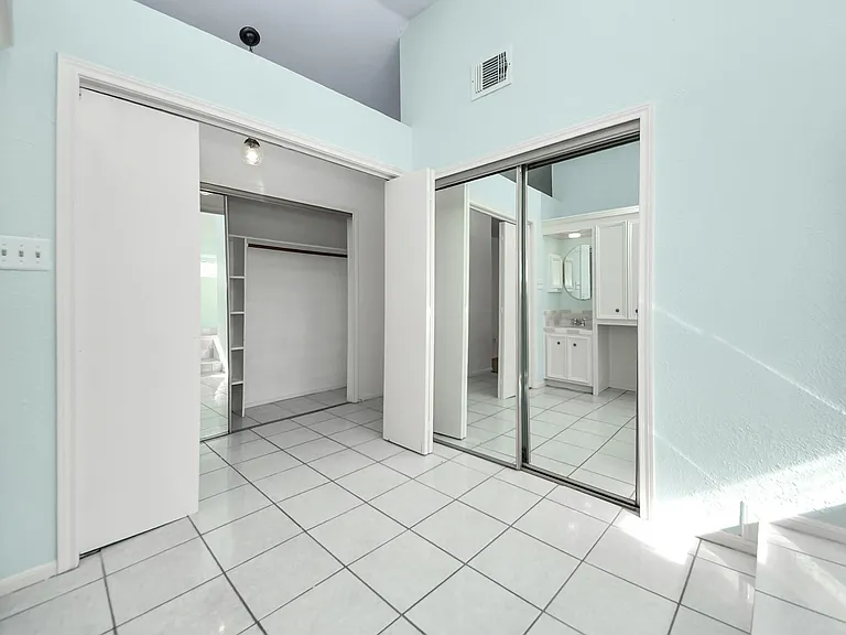 15614 Barbarossa Dr — Photo 31
