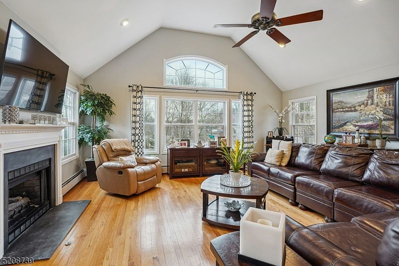 178 Passaic Ave, Roseland, NJ 07068 Zillow