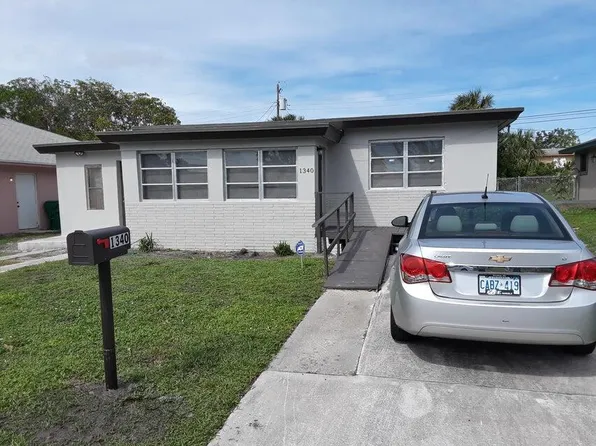 1340 W 33rd Street, Riviera Beach, FL 33404