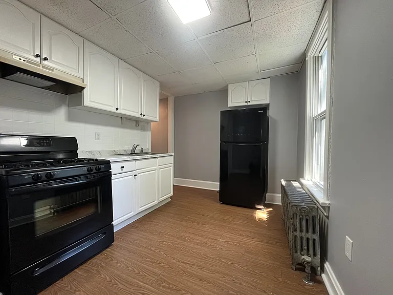 3883 N 6th St #2 — Photo 2