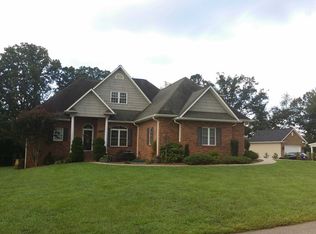 299 Cedar Ridge Dr, Millers Creek, NC 28651