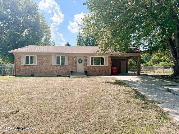 3rd image of 131 Strawberry Ln
